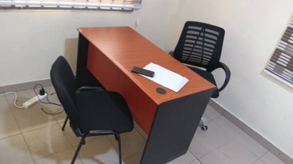 Home & Office Desk - Image 2
